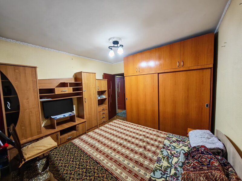 Titan, Parcul IOR, Constantin Brancusi,